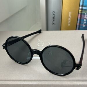 Vintage Round Sunglasses